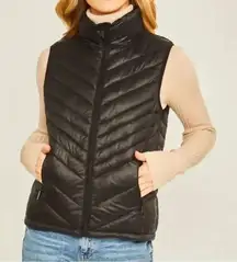 Packable Puffer Vest Lightweight Side Pockets Front Zip Closure Black Quilted