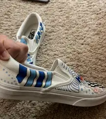 Vans custom UCONN