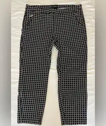 Black and White Floral Beachy Patterned Pants