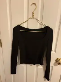 Basic xs black long sleeve shirt