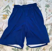 Reversible basketball shorts