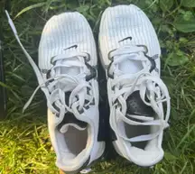 Basketball/volleyball shoes 