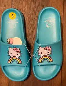 Hello kitty blue rainbow sandals size 5