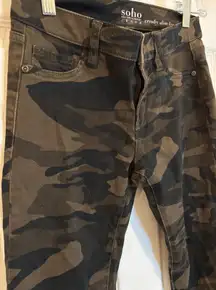 Soho‎ Crosby Slim Leg Camouflage Jeans Size 0 Olive Green Brown Camo Pants