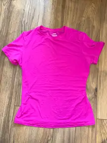 SKIMS Pink T-Shirt