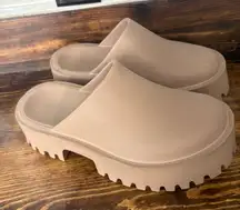 Jeffrey‎ Campbell Tan Clogs Size 7