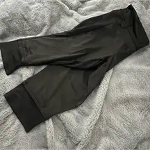 Ryka black capri work out pants size medium