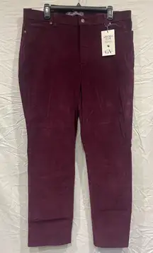 Gloria Vanderbilt Amanda Slim Corduroy Jeans Womens 18 Crimson Crush Velvety Cor