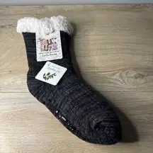 MUK LUKS Cabin Socks Red Grippy Sherpa Cozy Tall Slipper Gift Giving Small 6-8