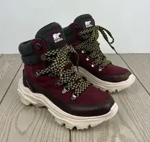 Sorel Women's Kinetic Breakthru Conquest Sneaker Boot US6 New Cinder Bloodstone