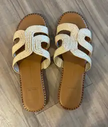 Dolce Vita Emon Sandals Raffia