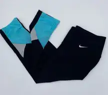 NIKE DRI FIT Size X-Small (26x20) Black Aqua Cropped Legging