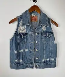 Levi’s Distressed Denim Vest Size Xsmall