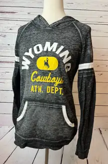 University of Wyoming Hoodie Pullover Sweatshirt size Medium hooded‎ NCAA Womens