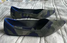 Rothys 'The Point' Camo, sz 10 green Women's Pointed Ballet Flats slip on