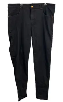 Universal Standard Seine Jeans Black Slim Size 18 L Inseam 32"