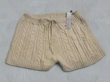 NWT Forever 21 x Pantone Shorts M Womens Ivory Cream Cable Knit High Rise