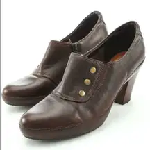 Clarks Artisan Brown Leather High Heel Clogs Size 8.5 A3