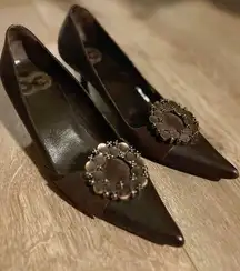 ESCADA Vintage Rare Brown Jeweled Pointed Toe Kitten Heels Size 6.5