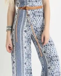 Olivaceous Sleeveless Open Back Wide Leg Jumpsuit in Blue & White Size M EUC!!