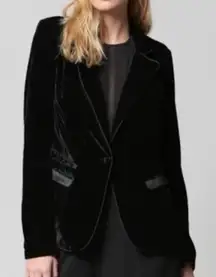 Fate Black Velvet Women's Blazer size large