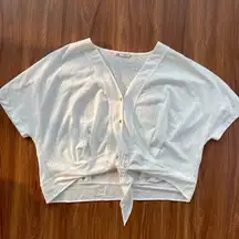 Zara Size Large Coastal Cowgirl Tie Front Top Eyelet Details