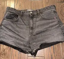 Universal Black Denim Women's Jean 90’s cutoff Shorts size 12R