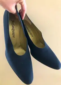 YVES SAINT LAURENT Black Fabric Court Heels Size 8.5