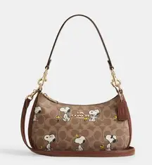 COACH x PEANUTS Teri Shoulder Bag CBJ88 Tan Brown Snoopy Print Signature Canvas
