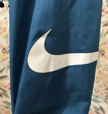 Nike Women’s Belted Lightweight Jogger Dark Teal Blue Size Small Pockets