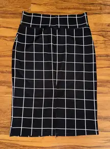Fashion Black and White Checkered Pencil Skirt
