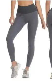 Vuori Lux Rib Studio Legging Women’s Small?