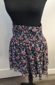 Cabi Floral Mini Skirt Size Medium M Elastic Waist
