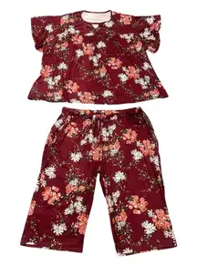 Heat Move Pajamas 2 Piece Womens Plus Size 5X Short Sleeve Top Capri Bottoms NWT