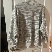 American Eagle crewneck size medium