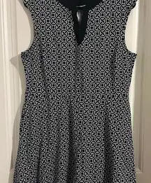 Elegant Black and White Patterned Dress