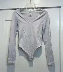 SO by Kohls light grey v-neck bodysuit size small. In good condition!
