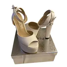 New Noble Only Cream Platform Heels Diva Living Doll 6 “ Tall Dolls kill Coded