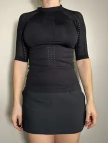 VARLEY Black Mesh Short Sleeve Workout Top Size Small