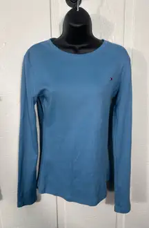 Tommy Hilfiger Blue Top Size Medium EUC