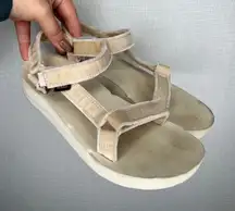 Teva Sandals Women's Size 8 Beige Fluffy Adjustable Straps Platform Casual Shoes