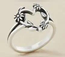 Gorgeous Stainless Steel Silver Hollow Heart Ring Size 8