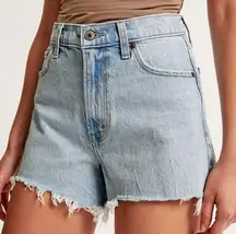 Abercrombie & Fitch The 90’s Relaxed Blue High Rise Denim Shorts Women’s 31/ 12