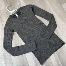 Lululemon Swiftly Shirt long sleeve womens Green size 2 running outdoor workout