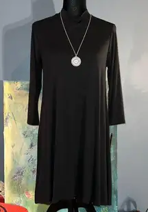 NWT Size L  Black Dress