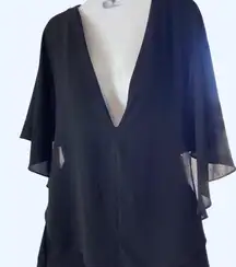 Black sheer chiffon shorts jumper w deep v neck & 3/4 sleeves Forever 21 S