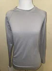 Athleta Exhilaration Top Long Sleeve‎ Shirt Perforated back Breathable S gray