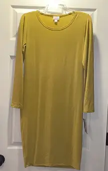 ✨LuLaRoe Solid Mustard Debbie dress, NWT.