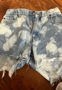 Levi Jean Shorts 