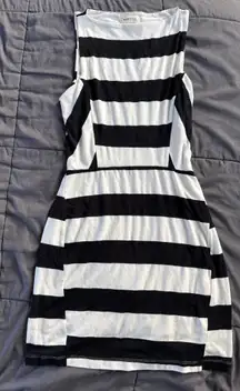 Monteau Dress Striped Black White Maxi